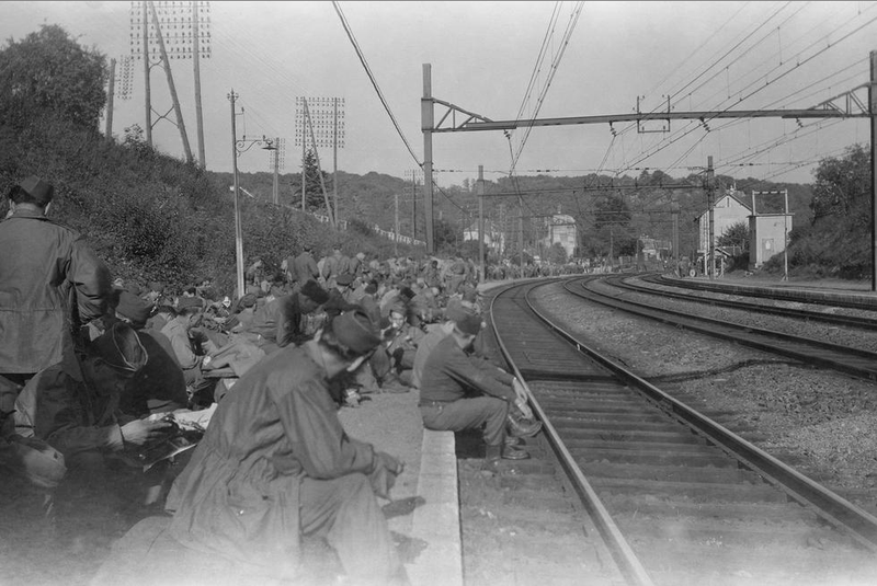 Illustration for article titled A Huge Batch Of Unseen WWII Photos Have Been Discovered And Restored